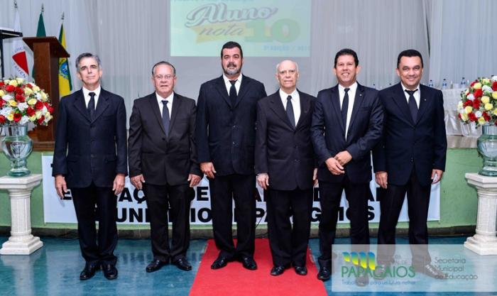 Representantes da Loja Maçônica Fraternidade e Razão 260, de Papagaios