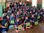 Prefeitura de Papagaios realiza a segunda edição da entrega de kits escolares